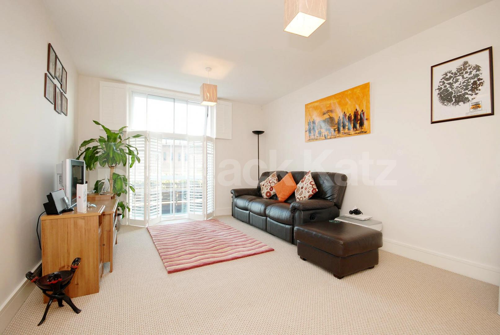 			LET , 1 Bedroom, 1 bath, 1 reception Flat			 Chelsea Bridge Wharf, Queenstown Road, Battersea